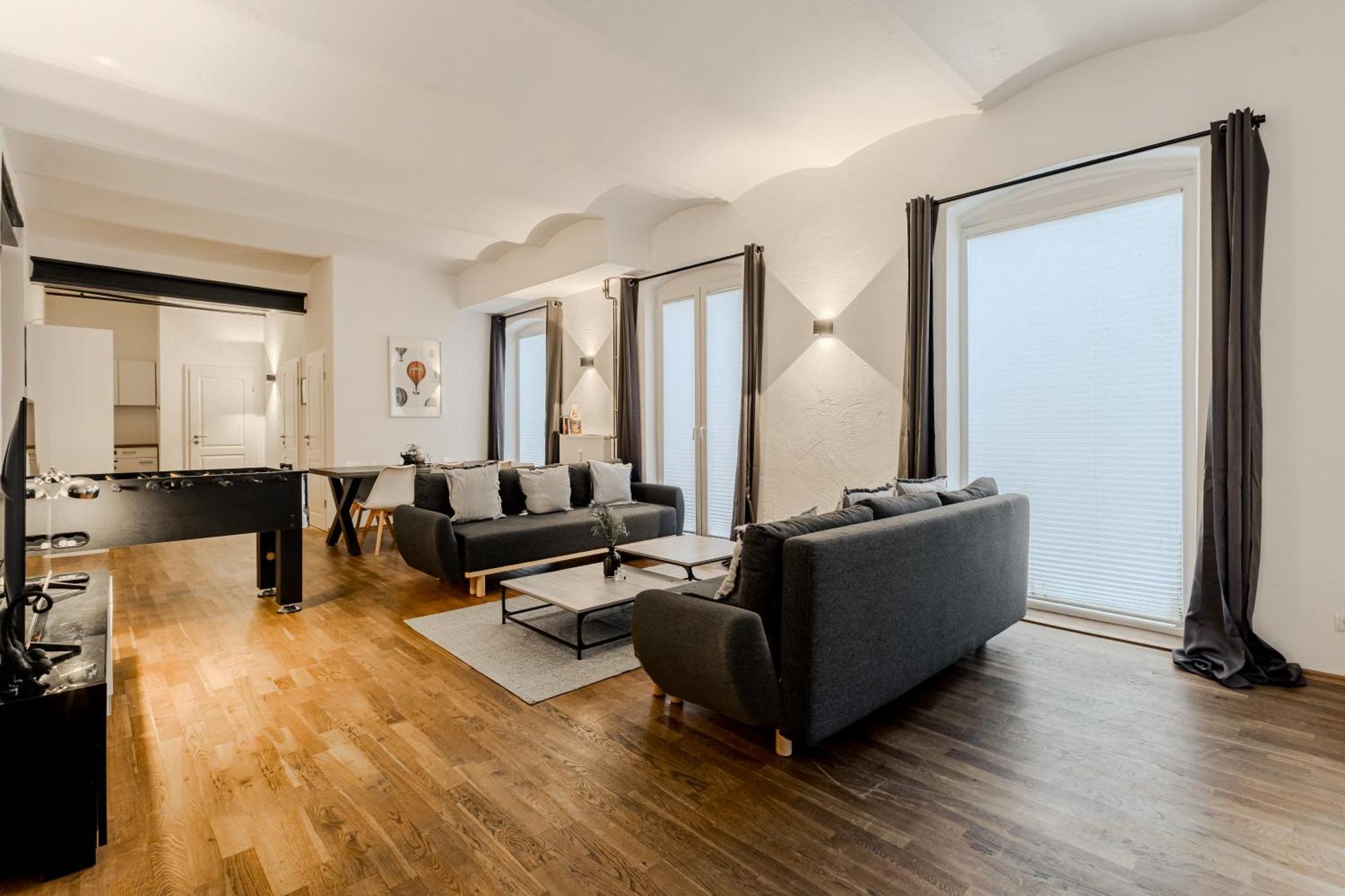 125qm Loft Nahe Stadt Und Hafen Appartamento